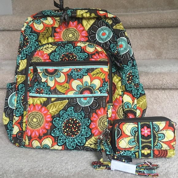 Vera Bradley Handbags - NWOT Vera Bradley backpack with wristlet wallet